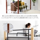 温かみのある天然木とクールなアイアンが融合したおしゃれな 。ロフト なので 下の空間は自由に有効活用