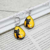 ピアス 猫 黒猫 大ぶり 揺れる フック ステンレス 金属アレルギー対応 しずく カラビナ型 選べる レディース 片耳 1個売り