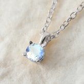 ムーンストーン ネックレス シルバー925 ネックレス 6月誕生石 一粒 銀 チェーン 長さ選べる 40cm 45cm 50cm ギフトラッピング可能 シンプル 華奢 上品 ミリオンベル 彼女 妻 女性 レディース 誕生日 プレゼント ハロウィン 【品番：CG-SP-29051SV-6】