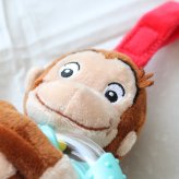 おさるのジョージ リングラトル | ラトル ガラガラ がらがら 音 布製 おもちゃ 玩具 トイ ファーストトイ おでかけ お出かけ ベビーカー 取付け 0歳 6ヵ月 1歳