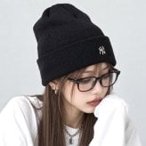 ニット帽 NEW ERA ニューエラ メンズ レディース ベーシックカフニット ミニロゴ NY LA ヤンキース ドジャース ニットキャップ ビーニー 帽子 折り返し ロゴ刺繍 ワンポイント シンプル ブラック グレー 男女兼用 ワンサイズ 秋冬 防寒 カジュアル ストリート 通勤 おしゃれ