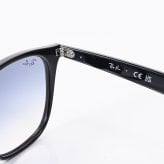 レイバン Ray-Ban サングラス 52サイズ ローブリッジフィット アジアンフィット ウェリントン スクエア型 男女兼用 メンズ レディース ライトブルー RB4258F 601 19 52 20 150 1N 【スペシャルラッピング660円(別売り)】送別会 誕生日 お中元 結婚祝い 結婚式 高級 父の日 母の日 ホワイトデー