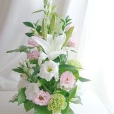 【お悔やみの花】【選べる6色】【Lサイズ】【クール便】【最短翌日お届け】フラワーアレンジメント 送料込み 日時指定可 おまかせ制作  | お悔やみアレンジ お供え花  法事 法要 命日 四十九日 葬儀 枕花