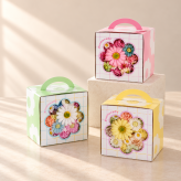 フラワーボックス ソープフラワー 枯れない花 フラワーギフト 花ギフト プレゼント 女性 誕生日 母の日 敬老の日 退職祝い 卒業祝い 入学祝い 結婚祝い 新築祝い お祝い ギフト 贈り物 インテリア アートフラワー 造花 お手入れ不要 水やり不要 長持ち おしゃれ かわいい ピンク イエロー グリーン カラフル サプライズ 記念日 お礼 感謝 プチギフト 母親 友人 彼女 妻 先生 雑貨 花束用
