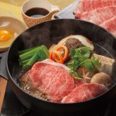 伊賀牛 肩ロース すき焼き用 600g 肉 牛肉 国産 和牛 高級 ブランド牛 霜降り 贅沢 ギフト お祝い 内祝い 贈り物 プレゼント 贈答品 お歳暮 お中元 冷凍 三重県産 敬老の日