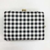 【11月10日入荷分予約受付中】 サンリオ クロミ 口金財布 がま口 財布 二つ折り財布 コンパクト レディース 小銭入れ付き キャラクター グッズ 小物入れ ミニ財布 おしゃれ かわいい サンリオ正規ライセンス品