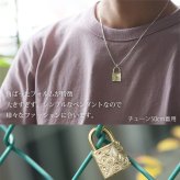 ハワイアンジュエリー ペアネックレス 刻印無料 南京錠 鍵 パドロック ス 真鍮 キー＆ロック 2本セット シルバー925 ギフトラッピング可能 大人 友達 シンプル BY THE SEA バイザシー ネックレス カップル 夫婦 プレゼント 夏 サマー 【品番：CG-LOCK-P】