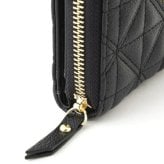 【無料ラッピング】 ジル バイ ジルスチュアート JILL by JILLSTUART 財布 折財布 クロスJ キルトジップウォレット  レディース ブランド 正規品 新品 ギフト プレゼント 人気 おすすめ 誕生日 記念日 クリスマス 送料無料 jbj522510
