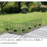 ガーデンフェンス 置くだけ 猫モチーフ 3連 1枚単品 アイアンフェンス 折りたたみ 幅122.5cm 高さ40cm 連結可能 完成品 ロータイプ 間仕切り パーテーション 庭 花壇 玄関 ベランダ 駐車場 屋外 おしゃれ ブラック ホワイト2枚組 ブ