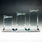 トロフィー ホワイトガラス WCR-40 名入れ オリジナル 記念品 表彰状 退職記念 周年記念 創立記念 ゴルフコンペ ホールインワン スポーツ大会 イベント 優勝 トロフィ クリスタル プレゼント ギフト おしゃれ
