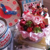 クリスマスプレゼント ミッキー ミニー 花束風 フラワーケーキ プリザーブドフラワー入り ケース付き ノーマル ミッキーマウス ミニー ◆誕生日プレゼント・記念日の贈り物におすすめのフラワーギフト