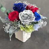 プリザーブドフラワー青と赤い薔薇にシルバーローズの魔法の枯れないお花【リボンラッピング付き】
