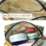 【CouPole クーポール】リバティプリント PVCコーティング スクエア ポーチ (CC68003)レディース LIBERTY ミナ ペルホネン 花柄 フラワー 防水 撥水 薄型 小物入れ コスメ 化粧 メイク サニタリー 収納 旅行 トラベル ギフト プレゼント