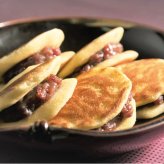 虎屋本舗 天皇陛下献上御喜納菓 虎焼10個入  ／どら焼き 和菓子 スイーツ・お菓子 食品 敬老の日 プレゼント ギフト お彼岸 お供え 秋 送料無料 取り寄せ グルメ 産地直送 センター スイーツ お菓子 高級 ご飯 食品 飲料 おかず つまみ おやつ