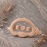 国産ヒノキの豆ぼうやラトル｜かわいい木製ベビーラトル｜赤ちゃんのおもちゃ・出産祝い