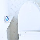P＆G ( ファブリーズ )　W消臭　トイレ用消臭剤+抗菌　ウルトラ・フレッシュ・シャボンの香り　詰め替え入りケース1個　6.3ml ＋ 詰め替え5個 6.3mL )　計6回分　まとめ買い・ストック　#78159