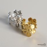 ステンレス フラワーイヤーカフ お花イヤーカフ シンプル かわいい 透かし メタル ゴールド 18KGP シルバー 片耳1点 プチプラ 耳の穴不要 痛くない レディース 女性 金属アレルギー対応フェイクピアス ノンホール イヤリング