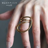 ステンレス オープンドロップリング 18KGP レディース 指輪 ゴールド オープンリング ドロップリング ティアドロップリング ニュアンスリング ボリュームリング 曲線リング ウェーブリング 大ぶり 金属アレルギー対応 韓国アクセサリー トレンド