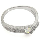 プラチナリング 結婚10周年 オパール 指輪 V字 メモリアルリング