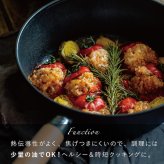 TI:DA マルチパン 28cm 深型 フライパン チタン＆ダイヤモンドWコーティング IH ガス対応 軽量 焦げつきにくい お手入れ簡単 ブラック グレー おしゃれ 万能フライパン 炒める 煮る 揚げる キッチン用品 新生活 結婚祝い 引っ越し祝い 料理好き プレゼント 実用的 ギフト TIDA ティーダ