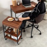 デスク チェア セット 机 ラック ワゴン テーブル 収納 作業台 スリム コンパクト 省スペース コンセント USBポート 引き出し キャスター 棚 フック 移動 幅90 一人暮らし テレワーク 在宅 パソコン PC