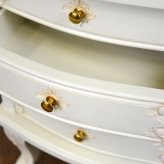 チェスト タンス たんす 小物 収納 引出 4段 ホワイト 白 姫系 フェミニン アンティーク調 ロココ調 猫脚 新生活