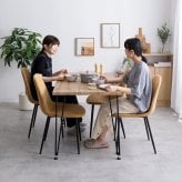 ダイニング家具 テーブル ダイニングテーブル 学習机 デスク 食卓 黒脚 3本脚 奥行70 テーブル単体 コンパクト 一人暮らし 幅110 リビング キッチン カフェ PC パソコン リモート テレワーク 在宅 二人暮らし 2人 3人 4人