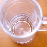 名入れ パーソナルグラス ジョッキ 名入れグラス ラッピング ギフトバッグ プレゼント ギフト 記念品 贈答品 母の日 父の日 敬老の日 誕生日 クリスマス バレンタイン ホワイトデー ビール ビアグラス