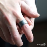 ステンレス 極太 ブラックリング 燻し加工 アンティークリング メンズリング つや消し 指輪 マット 平打ち ごつめ 太め プチプラ 高見え かっこいい 渋い 男性 金属アレルギー対応