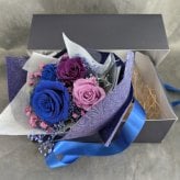 プリザーブドフラワー青と紫の薔薇の花束ギフトボックス