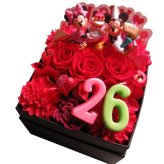 【還暦祝い 60歳 お祝い 赤バラ】 ミッキー ミニー 花束風 数字60入り ご希望数字入りプレゼント 箱を開けてサプライズ ボックス 赤バラ プリザーブドフラワー入り
