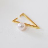 ［pearl624］片耳用 ホワイトピンク 6mm - 6.5mm あこや真珠 イヤーカフ 三角 K18YG