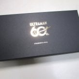 ウルトラマン 財布 メンズ 長財布 ラウンドファスナー 60周年記念限定モデル ULTRAMAN 本革 ヌメ革 ボディデザインのインクジェットプリント 公式正規品