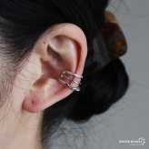 シルバー925 3連イヤーカフ ラインイヤーカフ 大ぶり ワイド 幅広 キラキラ ストーン ツイスト 片耳1点 レディース 女性 金属アレルギー対応フェイクピアス ノンホール イヤリング