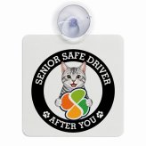 カーサイン 高齢者マーク SENIOR SAFE DRIVER サバトラ 車内用 吸盤タイプ 収れん火災防止タイプ 肉球 日本製 車 ステッカー