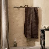 ferm LIVING ファームリビング タオルハンガー Curvature 壁掛けおしゃれ ウォールハンガー 真鍮 北欧 雑貨 インテリア キッチン バスルーム うねうね ホテルライク フェミニン