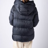 マックスマーラ Max Mara THE CUBE ザ キューブ SEIA Roomy puffer jacket in water repellent plain セイA テクニカル キャンバス ダウンジャケット 2629486085600 レディース アウター
