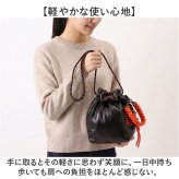 kiu ショルダーバッグ キウ k578 通販 ショルダーバック 斜めがけバッグ 巾着バッグ 肩掛けバッグ 巾着ショルダーバッグ 巾着トートバック ドローストリングバッグ 小さめ 撥水 レディース メンズ 通勤通学 旅行 サブバッグ おしゃれ シンプル 無地
