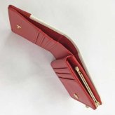 サンリオ ハローキティ 口金財布 がま口 財布 レディース ミニ財布 二つ折り財布 コンパクト財布 キティちゃん グッズ キャラクター かわいい おしゃれ 合皮 型押し ギフト プレゼント 誕生日 サンリオ正規ライセンス品
