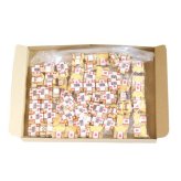 (全国送料無料) 元祖チロルチョコ　ミルクヌガー【80コ入り】おかしのマーチ メール便(omtmb6747z)【チョコ チョコレート お菓子 詰め合わせ 送料無料】