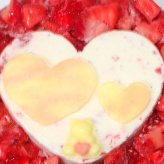 クリスマスハートいちごアイスケーキ６号 [クリスマスケーキ アイスクリームケーキ クリスマスギフト プレゼント 女性人気]