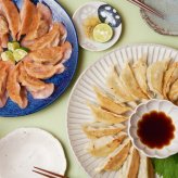 辛味噌ゆず餃子・本鰹だし餃子各10個／Spicy Miso Yuzu Gyoza・Katsuo Dashi Gyoza 10pcs each 入学祝 卒業祝 誕生日祝 結婚祝 お祝い 父の日 母の日
お中元 お歳暮 お年賀 お礼 贈答品 贈答用 ギフト プレゼント 贈り物 