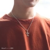 ハワイアンジュエリー シルバー ペアペンダントトップ 2個セット 刻印 無料 誕生石選べる フレア 百合 クロス シルバー925 チェーン別売 シンプル BY THE SEA バイザシー カップル 夫婦 プレゼント 夏 サマー 【品番：SP321P】
