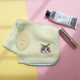 ふんわりタオルハンカチ 猫 ネコ カラーデュオハンカチ 刺繍 シンプル ワンポイント 女子高校生 彼女 プチギフト 贈り物 ふわふわ 母の日 敬老の日 猫好き おもしろ タオル ハンカチ ギフト 誕生日 ほんの気持ち プチプラ 子供 大人 ママ 母