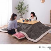 こたつ布団 コタツ布団 正方形 キッキ コーデュロイ コタツ こたつ用掛け布団 こたつ掛け布団 布団 コタツカバー カバー おしゃれ シンプル かわいい あったかグッズ 薄掛け 一人用 二人用 一人暮らし おしゃれ家具 生地の凹凸感が魅力的な生地です 新生活