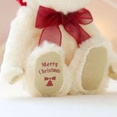 クリスマスプレゼント 彼女 女性 《X'mas限定モデル》【ふわふわベア キーホルダー 】 ネックレス マスコット 女の子 おしゃれ アクセサリー リボン シルバー キーチェーン くま 可愛い 名入れ 娘 孫 友達 テディベア 名前 シンプル 10代 20代 サンタ 妻 ぬいぐるみ 限定 【クリスマス限定 ギフトボックス入り】 2026クリスマスネックレスギフトFUU 8031001