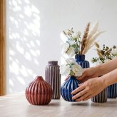 玉ねぎ陶器の花瓶 削ぎ オニオン S・L フラワーベース セン トーツウ｜レッド ブルー パープル｜ おしゃれ かわいい｜北欧 カフェ風 インテリア 一輪挿し 花びん 花器｜ギフト プレゼント 新生活 母の日【TOTU】