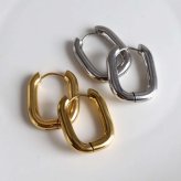 ステンレス ワイド スクエアピアス 2カラー 両耳用2点セット レディース フープ 四角 太幅 角丸 艶感 立体感 シンプル モード きれいめ 大人 上品 カジュアル 耳元 アクセサリー 存在感 メタル ミニマル おしゃれ デイリー