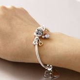 ボックス・ショッパー付 PANDORA(パンドラ) ★ Family Tree Heart Clasp Snake Chain Bracelet ★ファミリーツリー ハート クラスプ スネークチェーン ブレスレット ★ チャーム カスタマイズ アクセサリー シンプル 日常使い 誕生日 記念日 母の日 プレゼント ギフト