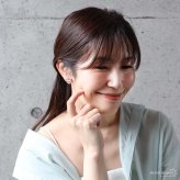 ステンレス ハートピアス 18KGP レディース イヤリング ハートモチーフ スタッドピアス ゴールドカラー シルバーカラー バイカラー 縁取り 立体 大ぶり 存在感 上品 かわいい 大人可愛い フェミニン 両耳用 2点セット